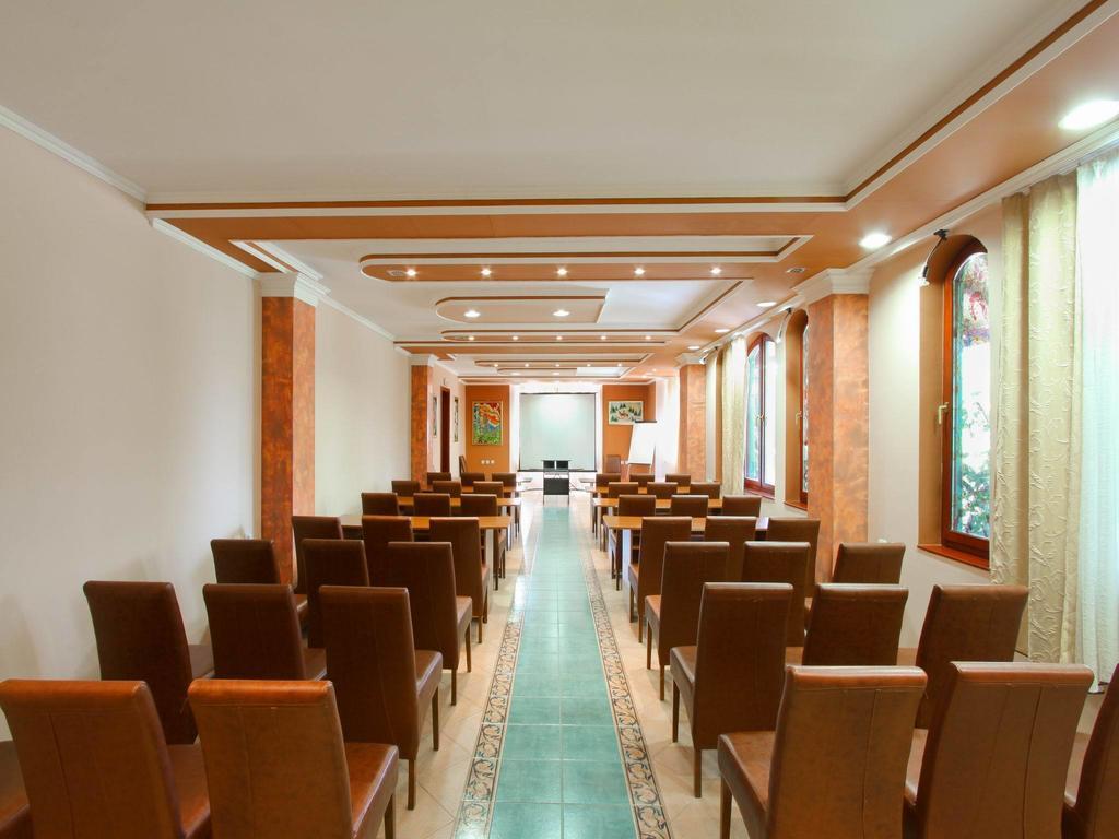 Vinski Dvor Palic Ngoại thất bức ảnh