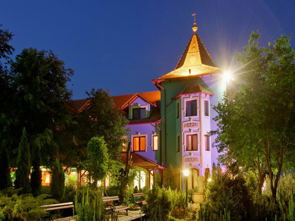 Vinski Dvor Palic Ngoại thất bức ảnh