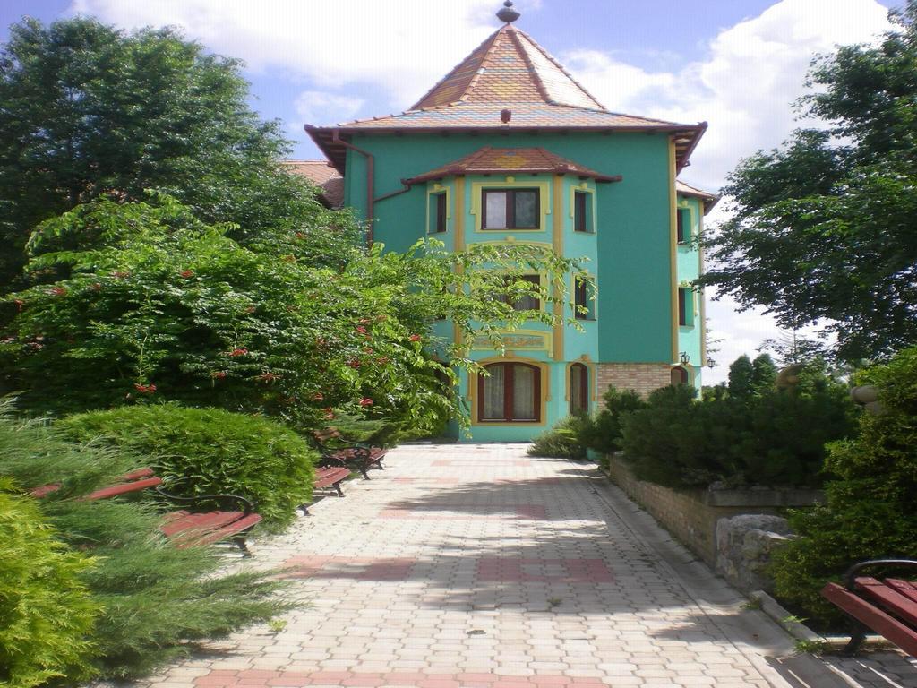 Vinski Dvor Palic Ngoại thất bức ảnh